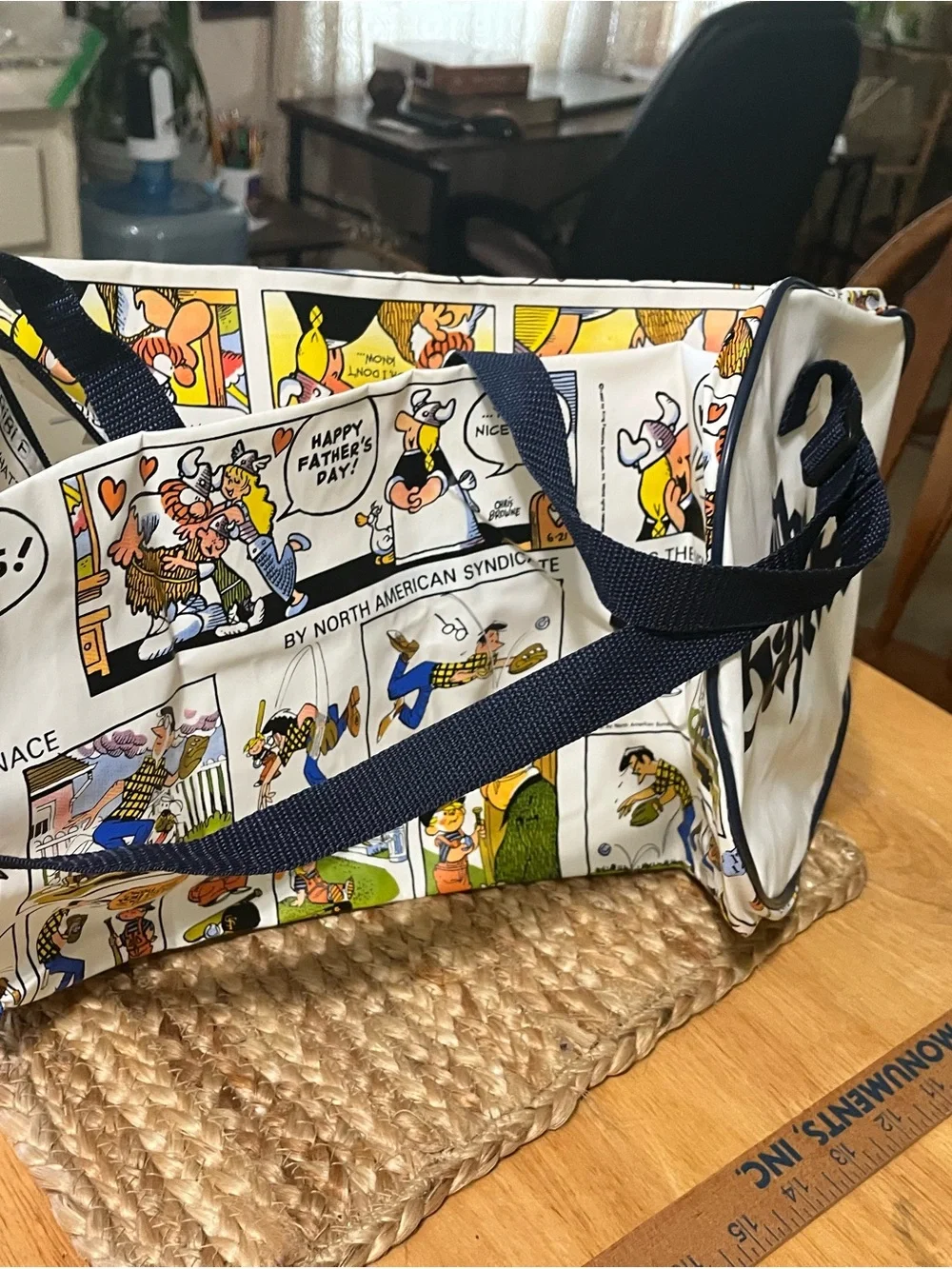 Comic-Strip Print Duffel Bag - Navy Trim